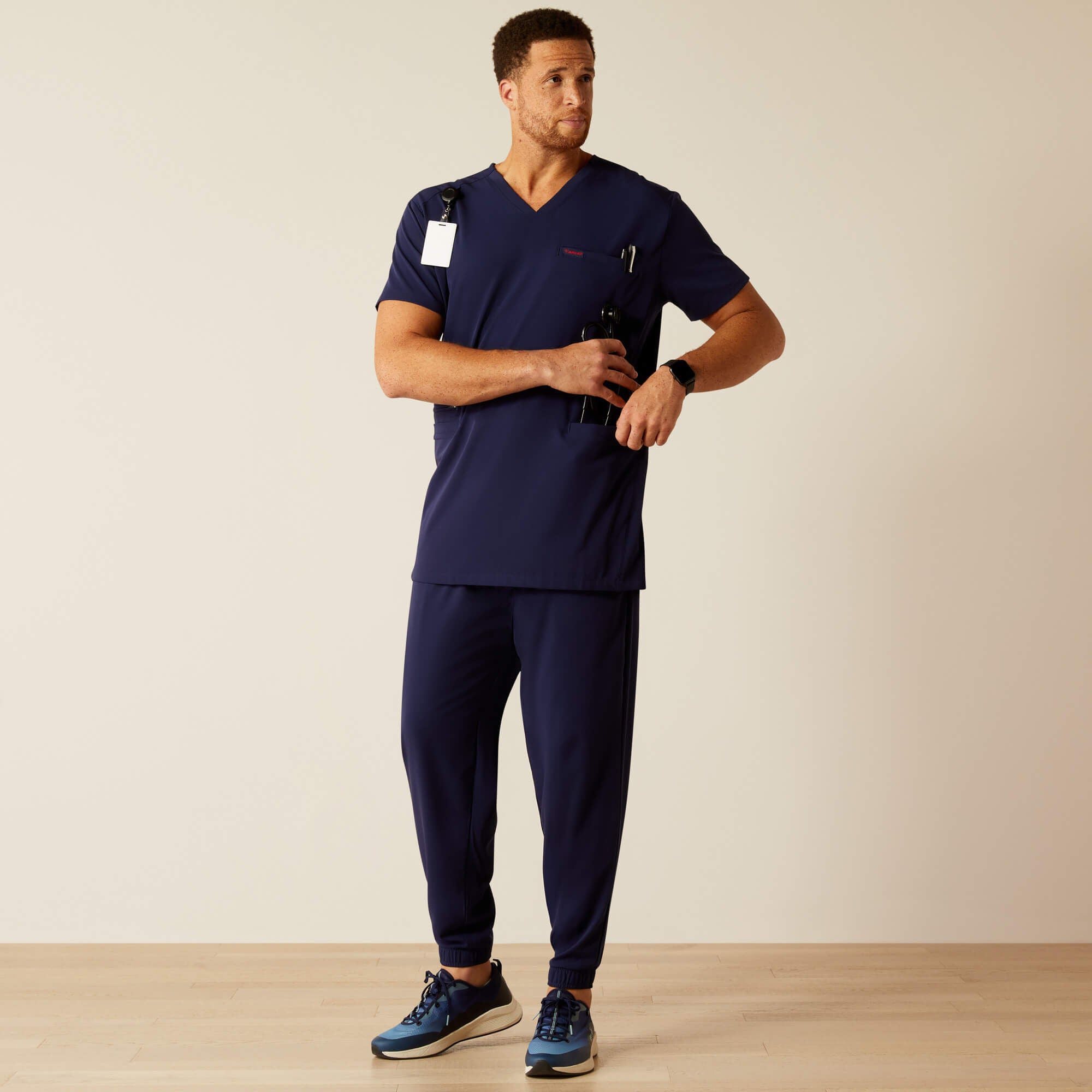 Derham 6 Pocket Scrub Top