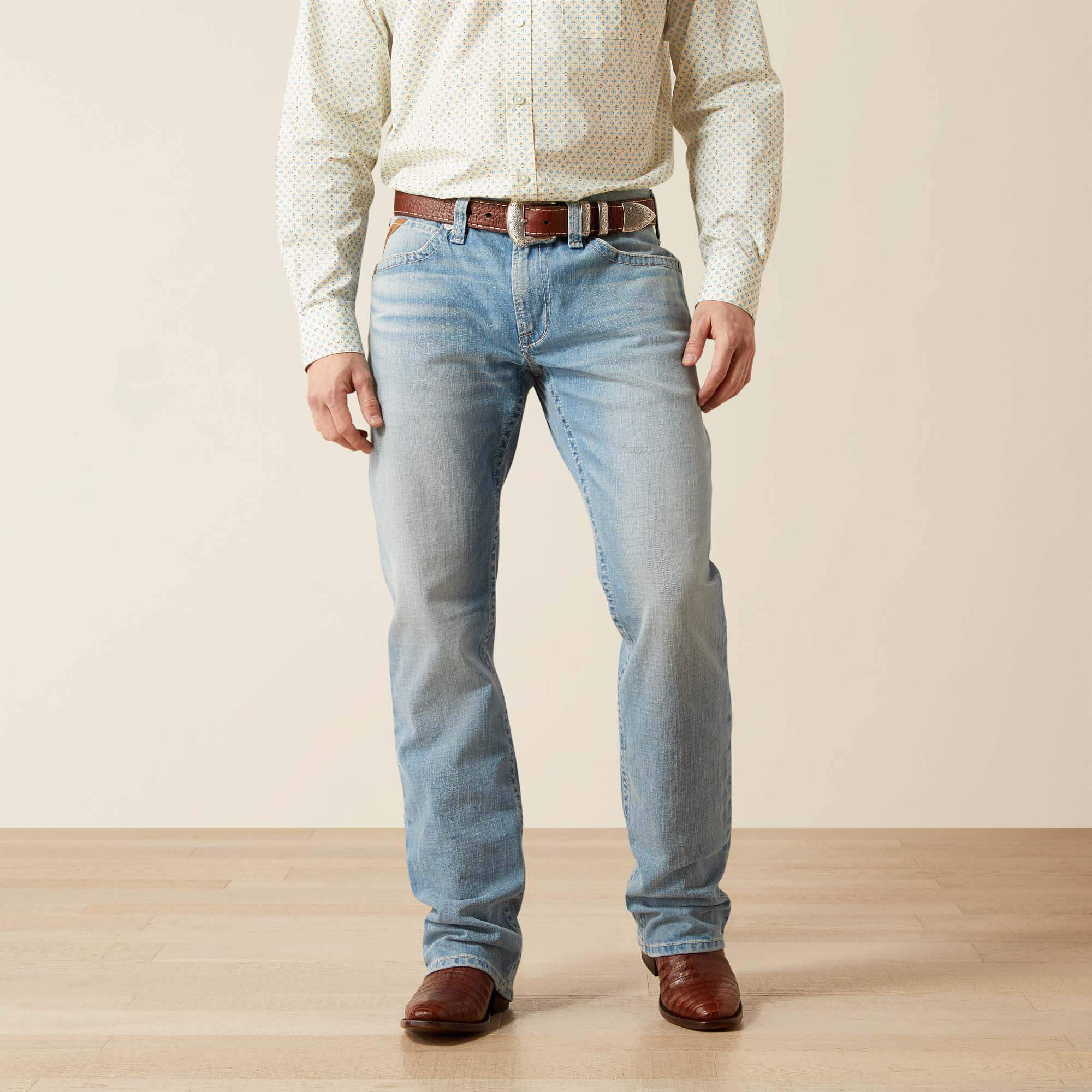 M4 Relaxed Lucas Straight Leg Jean